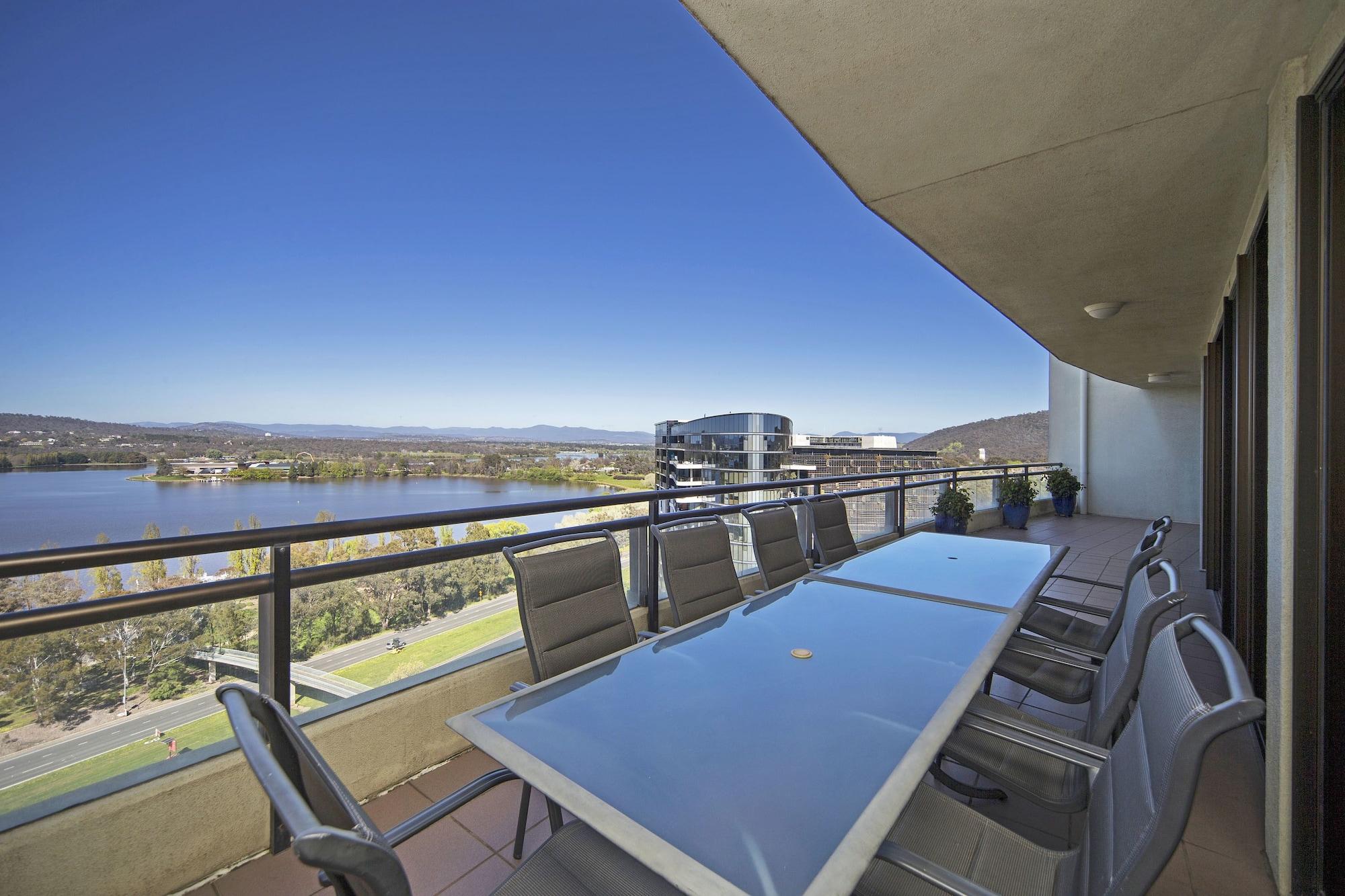 Breakfree Capital Tower Apartments Canberra Esterno foto