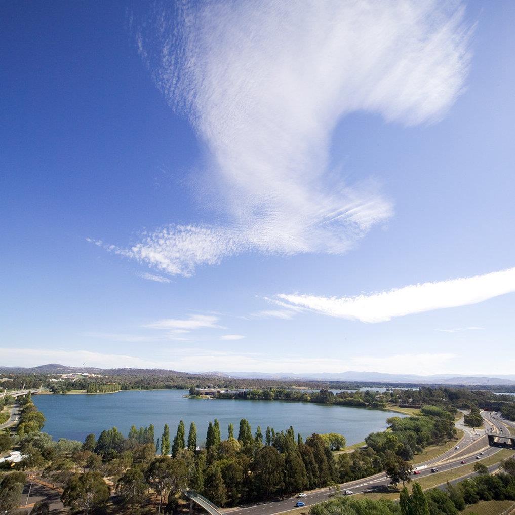 Breakfree Capital Tower Apartments Canberra Esterno foto