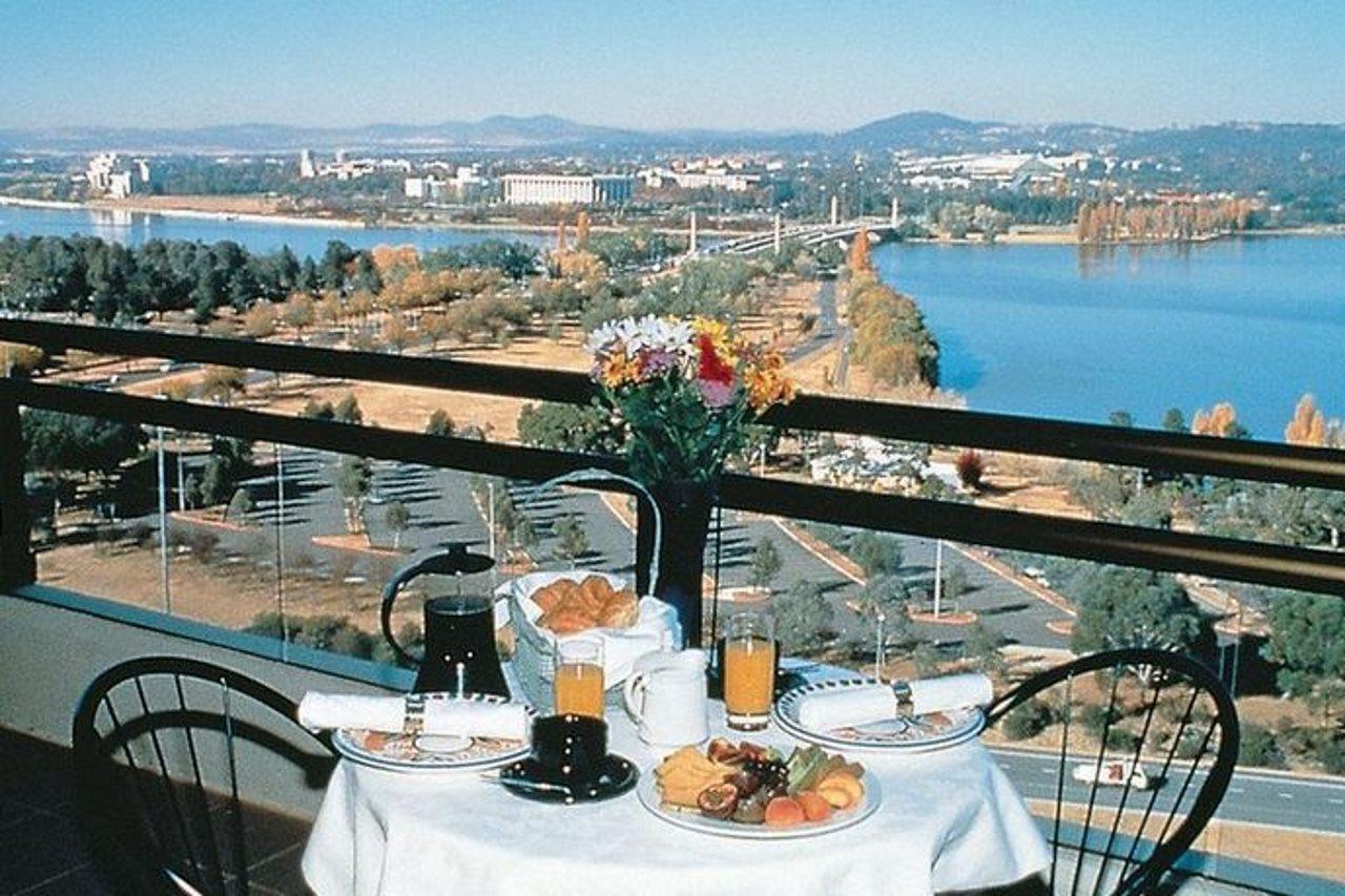 Breakfree Capital Tower Apartments Canberra Ristorante foto